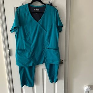 Grey’s Anatomy 2 piece scrubs